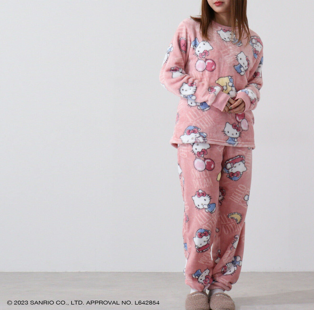 ハローキティ サンリオ キャラクターズ トップス ボトムス セット 長袖 パンツ ボア フリース hk1634-590