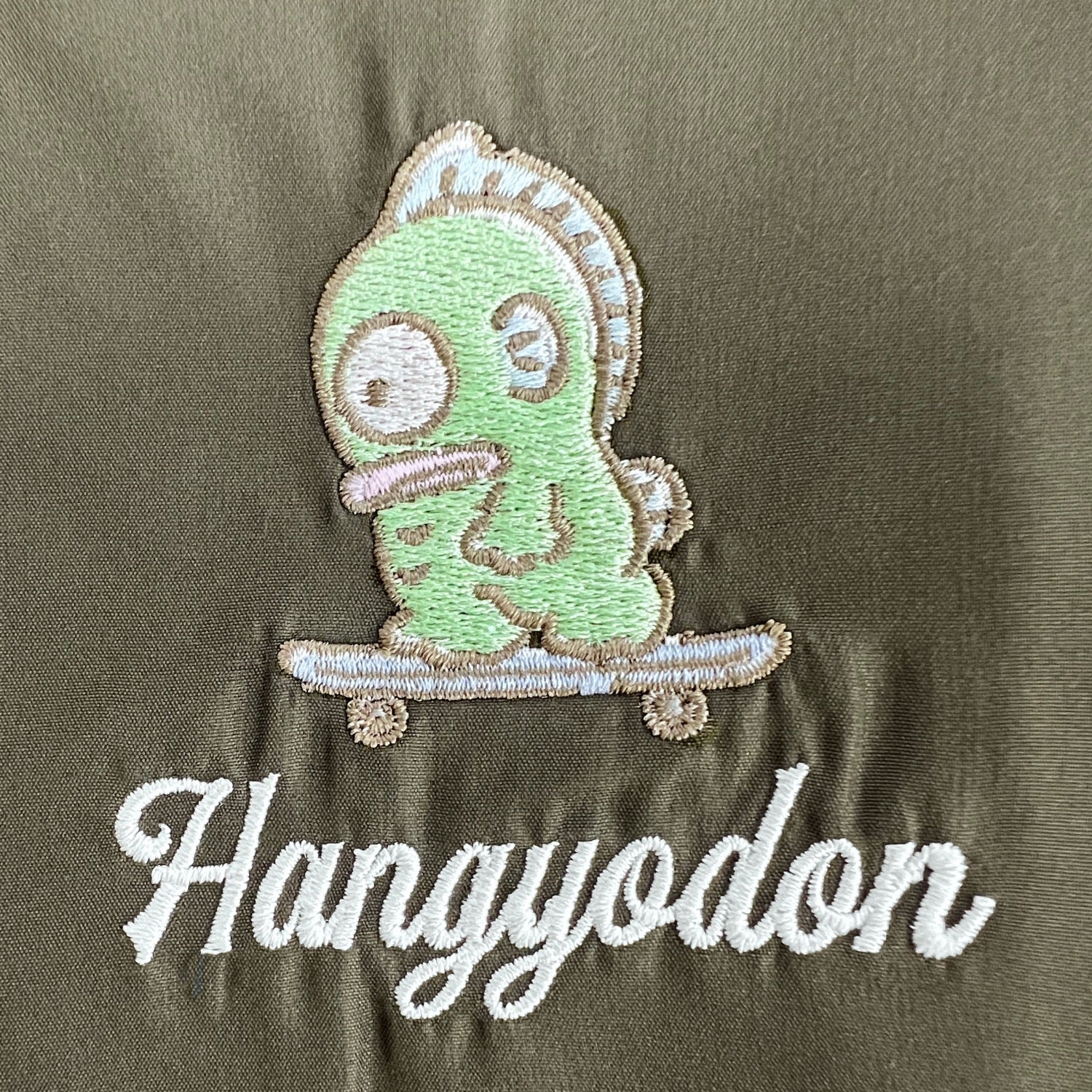 ハンギョドン コーチジャケット アウター 長袖 プリント サンリオ キャラクターズ SANRIO hg1853-21