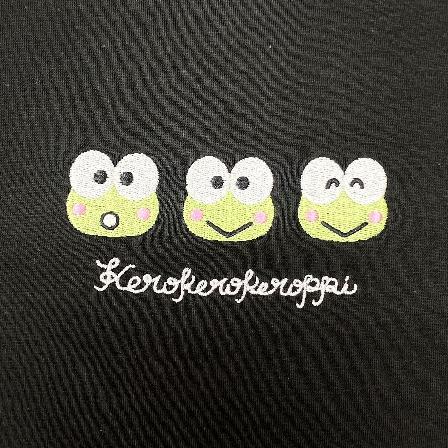 けろけろけろっぴ 半袖 Tシャツ プリント 刺繍 天竺 メンズ レディース サンリオ キャラクターズ keroppi sanrio kk1162-49
