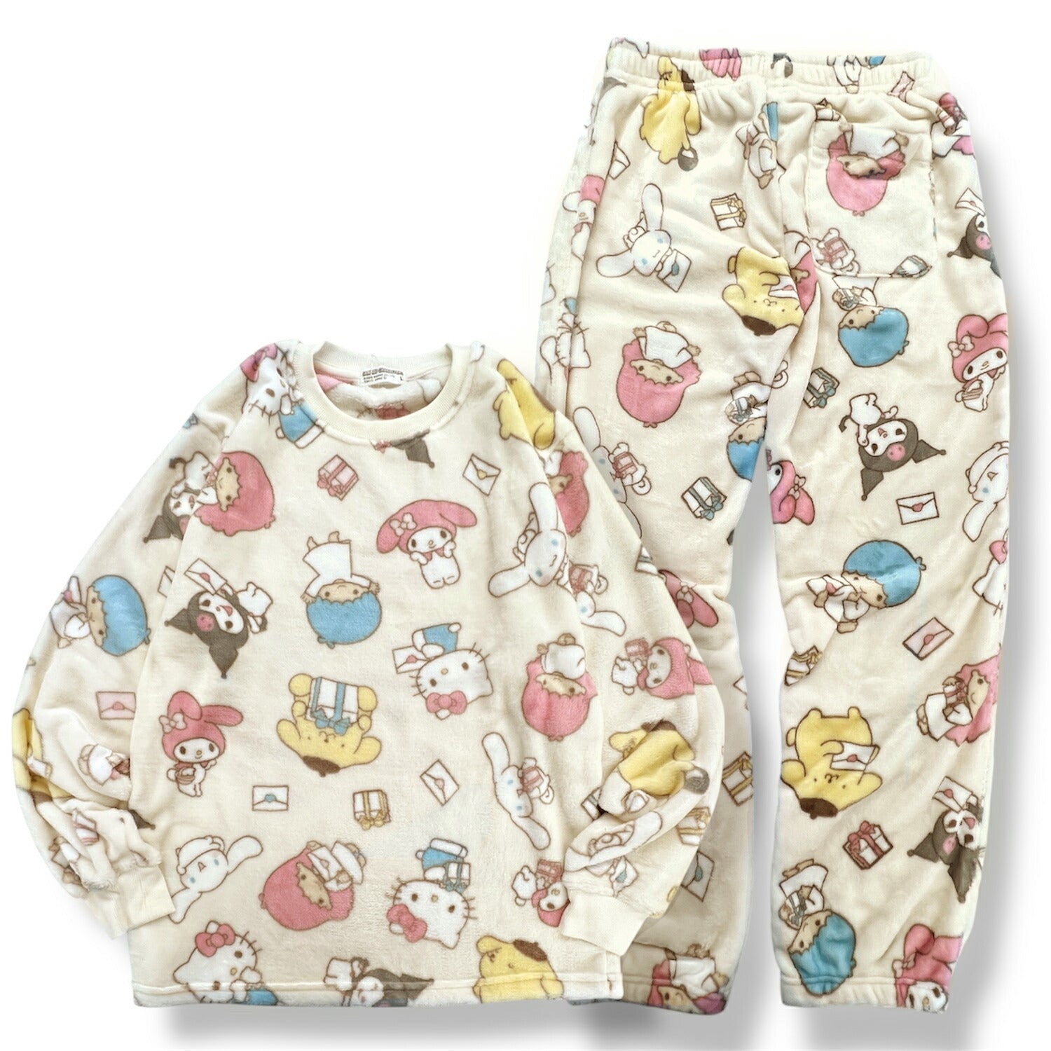 サンリオキャラクターズ 総柄 プリント ボア フリース ルームウェア パジャマ 上下セット sm1654-143