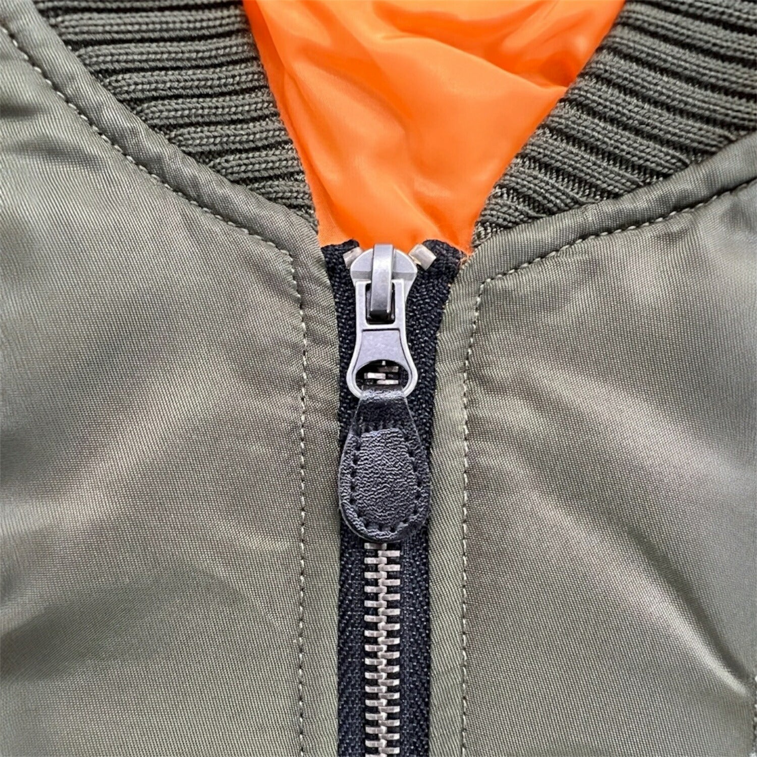 シナモロール MA-1 ジャケット サンリオ キャラクターズ 刺繍 羽織 アウター 秋 冬 春 cinnamoroll sanrio cr1854-137