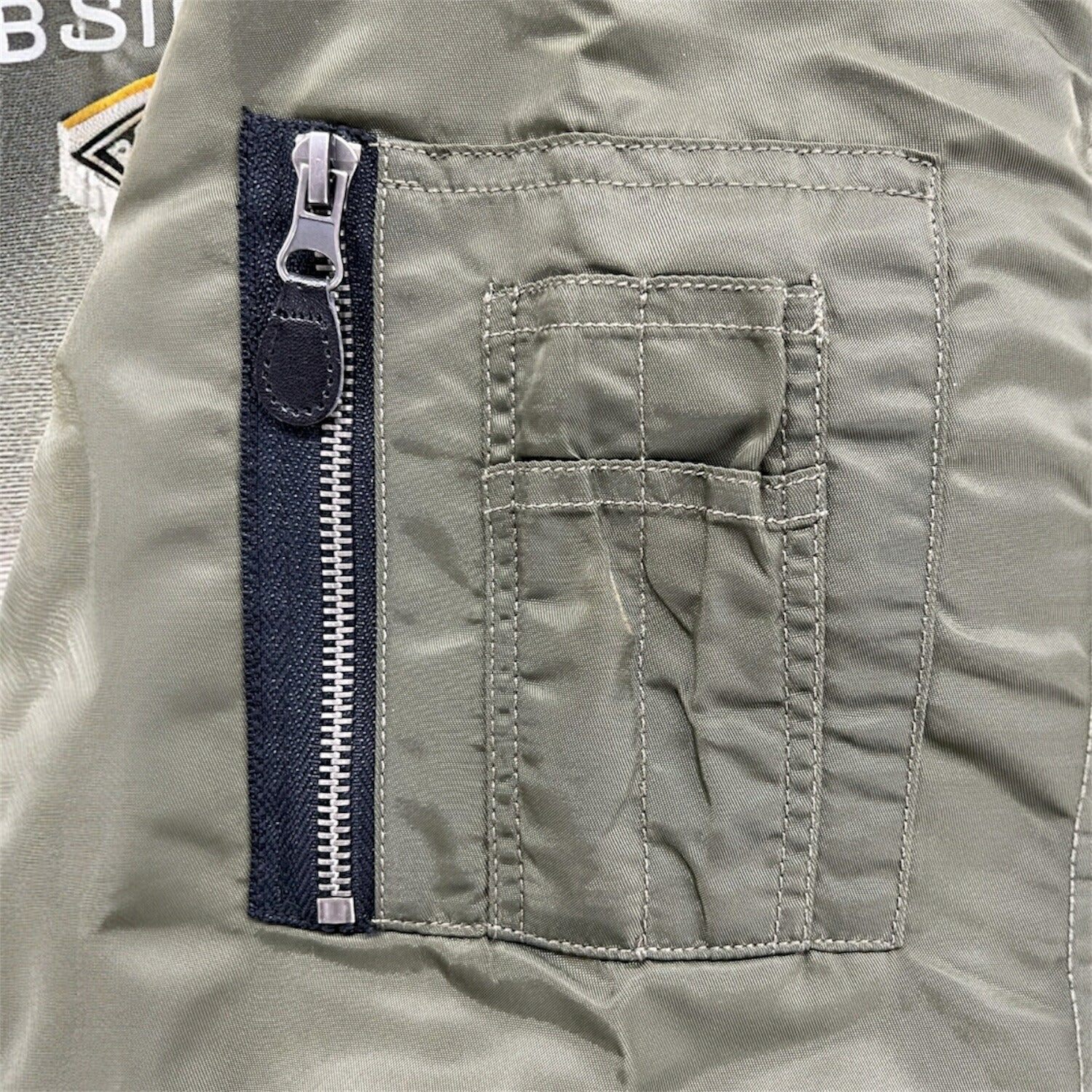 シナモロール MA-1 ジャケット サンリオ キャラクターズ 刺繍 羽織 アウター 秋 冬 春 cinnamoroll sanrio cr1854-137