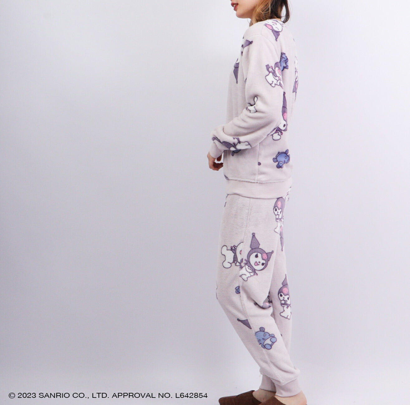 クロミ  トレーナー パンツ 上下 セット 部屋着 パジャマ プリント  M L LL サンリオ キャラクターズ ku1624-767