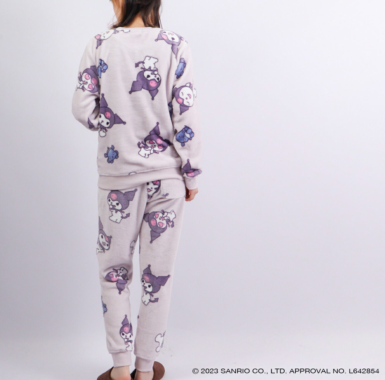 クロミ  トレーナー パンツ 上下 セット 部屋着 パジャマ プリント  M L LL サンリオ キャラクターズ ku1624-767